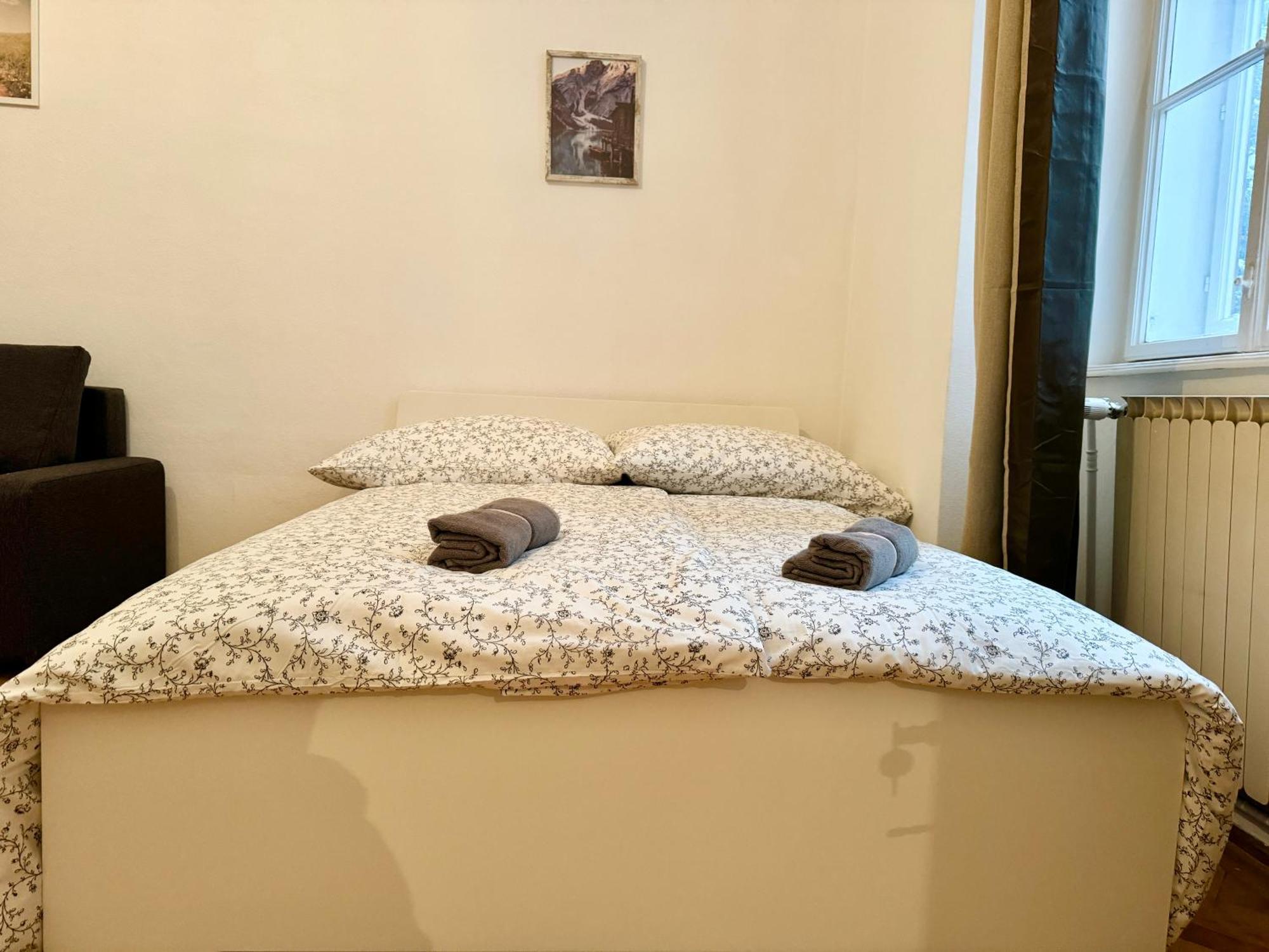 Spacious Apartment - 15 Min To Center Wien Eksteriør bilde